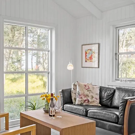 Ferienhaus 5 Bedroom Awesome In Slagelse
